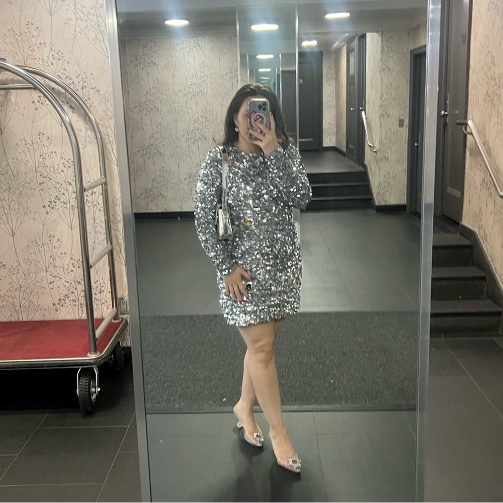 Cynthia Rowley Long-Sleeve Sequin Dress size 8